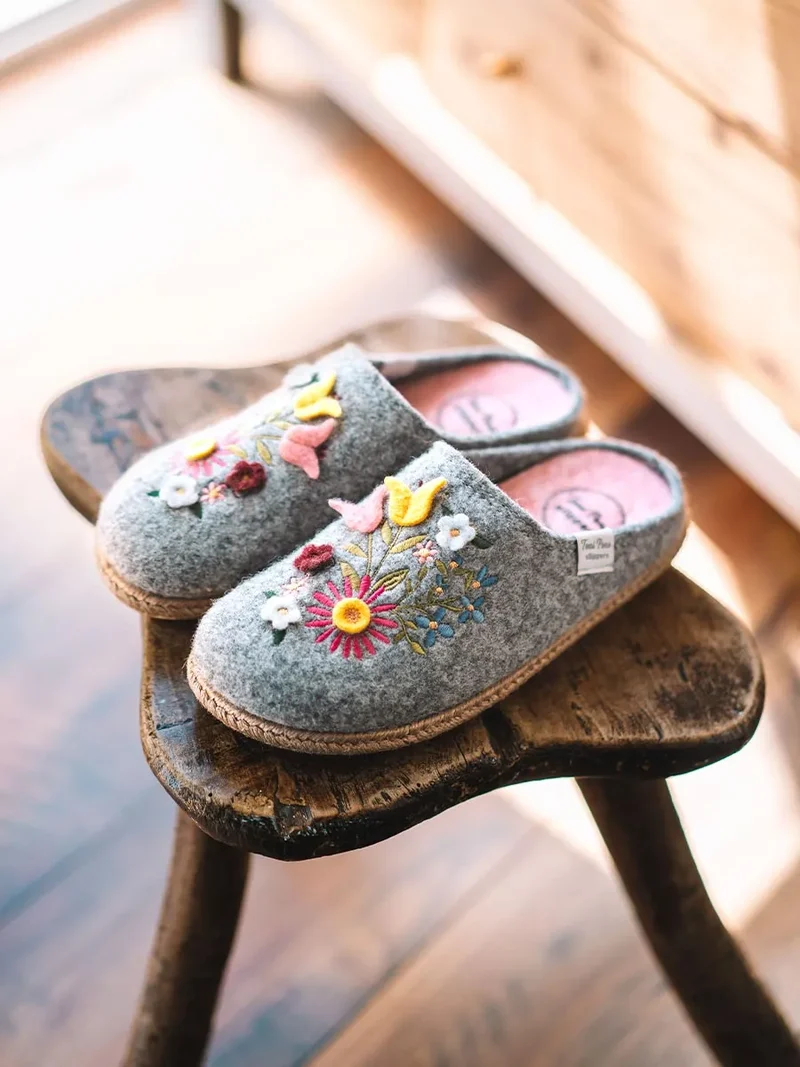 Slippers para mujer en fieltro con flores | DELI-EF