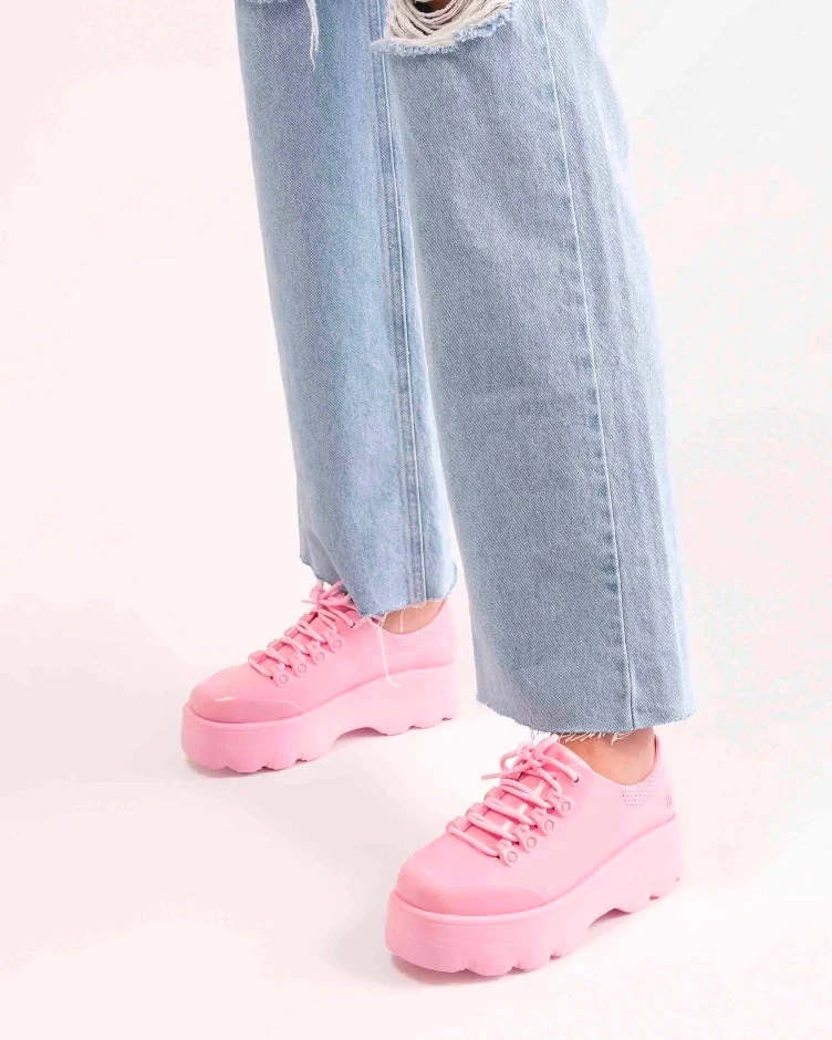 Kick Off Sneaker