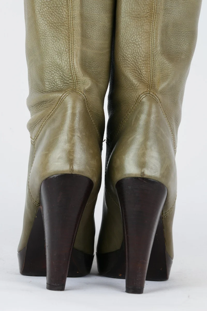 Hohe Stiefel Leder grau