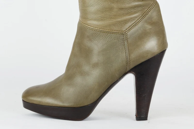 Hohe Stiefel Leder grau