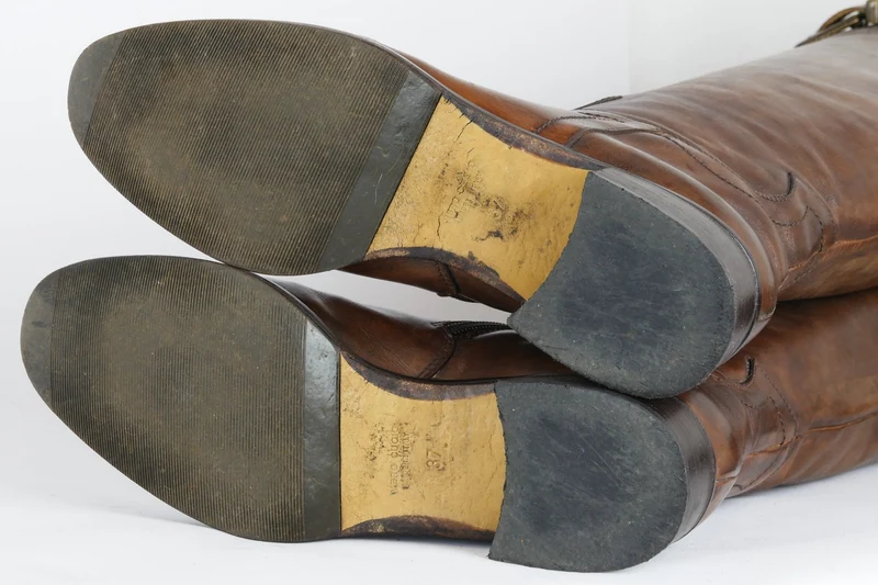 Hohe Stiefel Leder mittelbraun