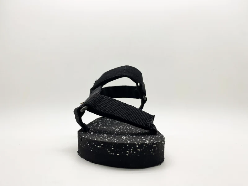 thies 1856 ® Eco Trek vegan black