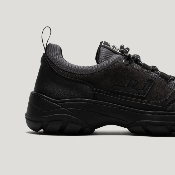 Flamingo's Life Unisex Outdoor Sneaker "Grit"