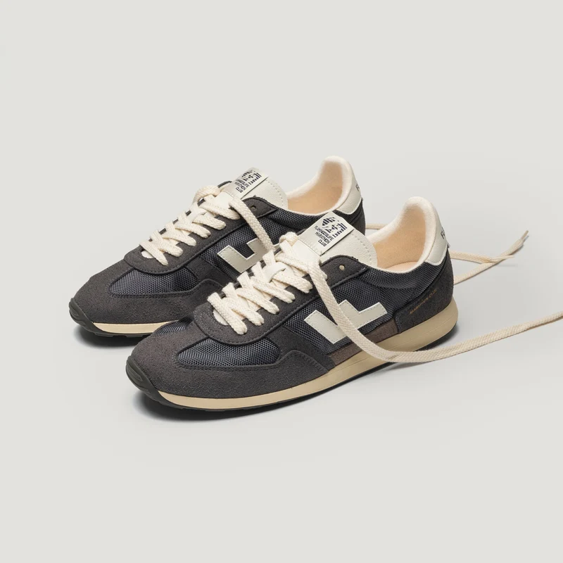 Flamingo's Life Unisex Sneaker "Marathon Club"