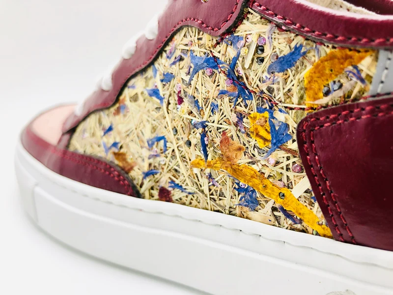 nat-2™ x Swarovski ® Zirkonia bordeaux