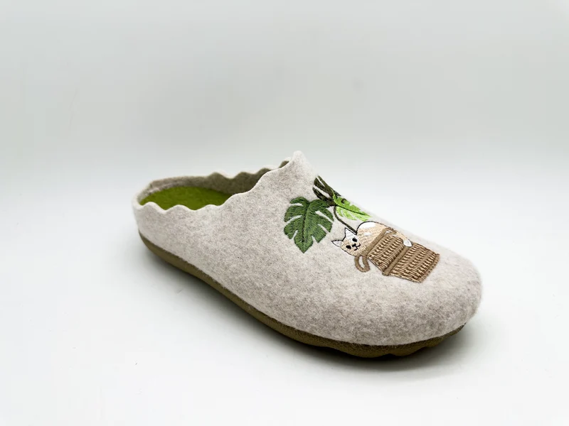 MayBe ® Cat Under Palms beige