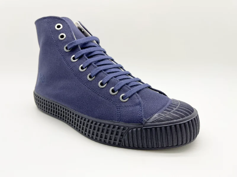 nat-2™ Mono navy vegan, aus Biobaumwolle, Bambus, Kork, Zuckerrohr und recycled Gummi