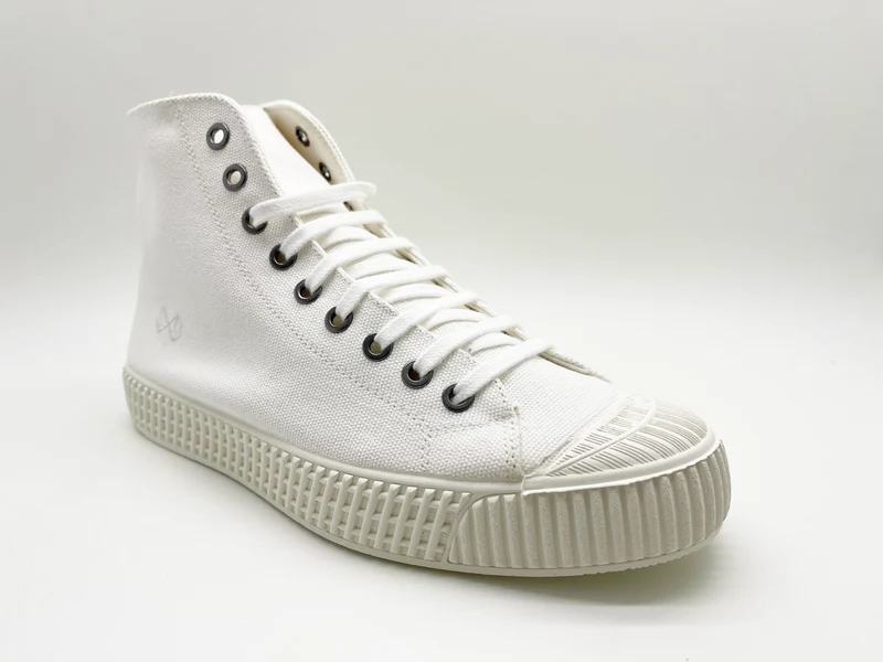 nat-2™ Mono white vegan, aus Biobaumwolle, Bambus, Kork, Zuckerrohr und recycled Gummi