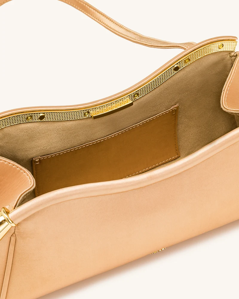 Naomi Satin Schultertasche in geschwungener Form - Champagner Gold