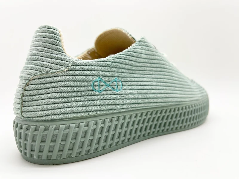 nat-2™ Cord Low emerald vegan, aus Cord, Kork und Zuckerrohr