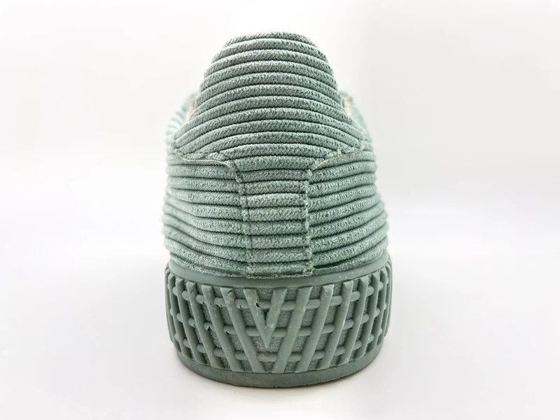 nat-2™ Cord Low emerald vegan, aus Cord, Kork und Zuckerrohr