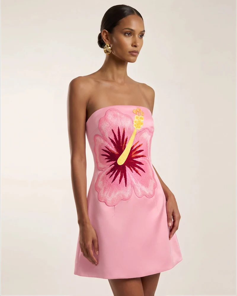 Bandeau-Minikleid mit Hibiskus-Stickerei - Pink
