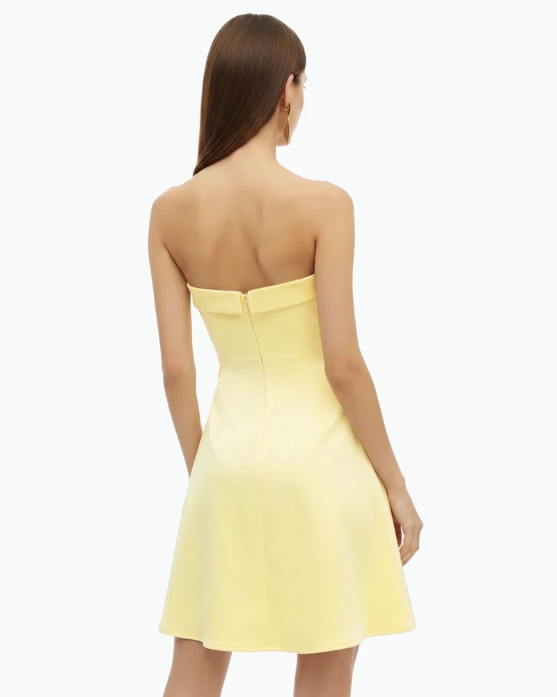 Trägerloses A-Linien-Midikleid mit Orchideen-Stickerei – Hellgelb