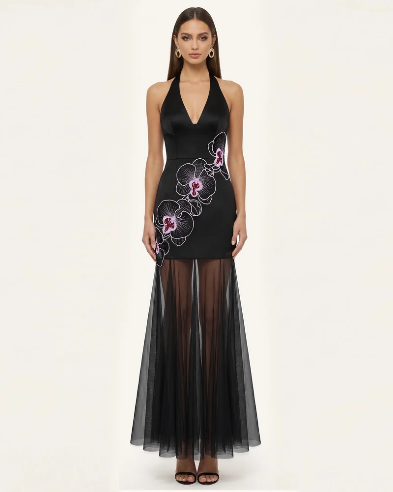 Neckholder-Maxikleid mit Orchideen-Stickerei und transparentem Saum – Schwarz-Lila