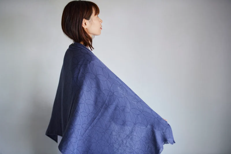 thies 1856 ® x Fukuroya Shizuku Stole vegan eggplant dyed dusky purple
