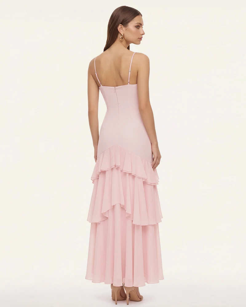 One-Shoulder-Maxikleid mit Orchideenstickerei und Rüschen - Zartrosa