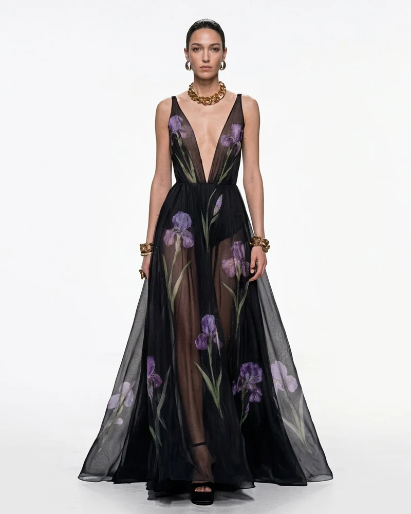 Transparentes Maxikleid mit Blumenprint - Schwarz