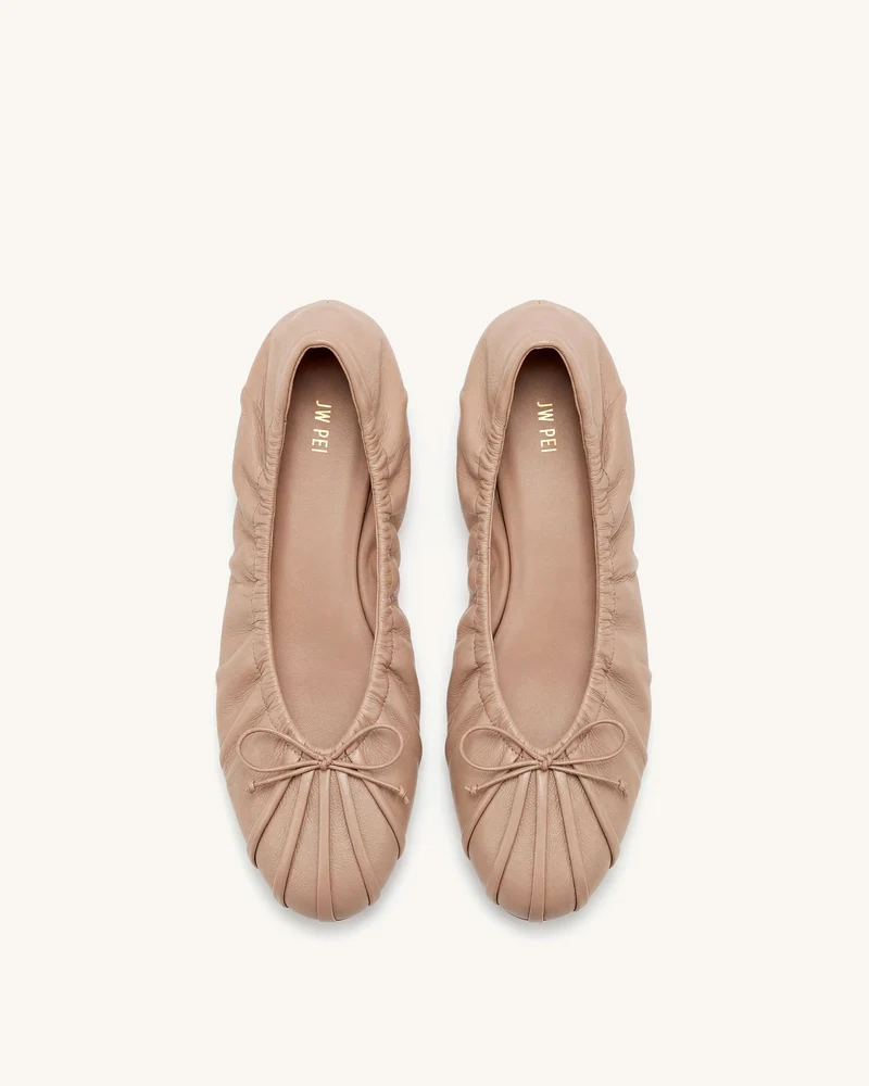 Solenne Ballerinas mit Raffung und Kordelzug – Khaki