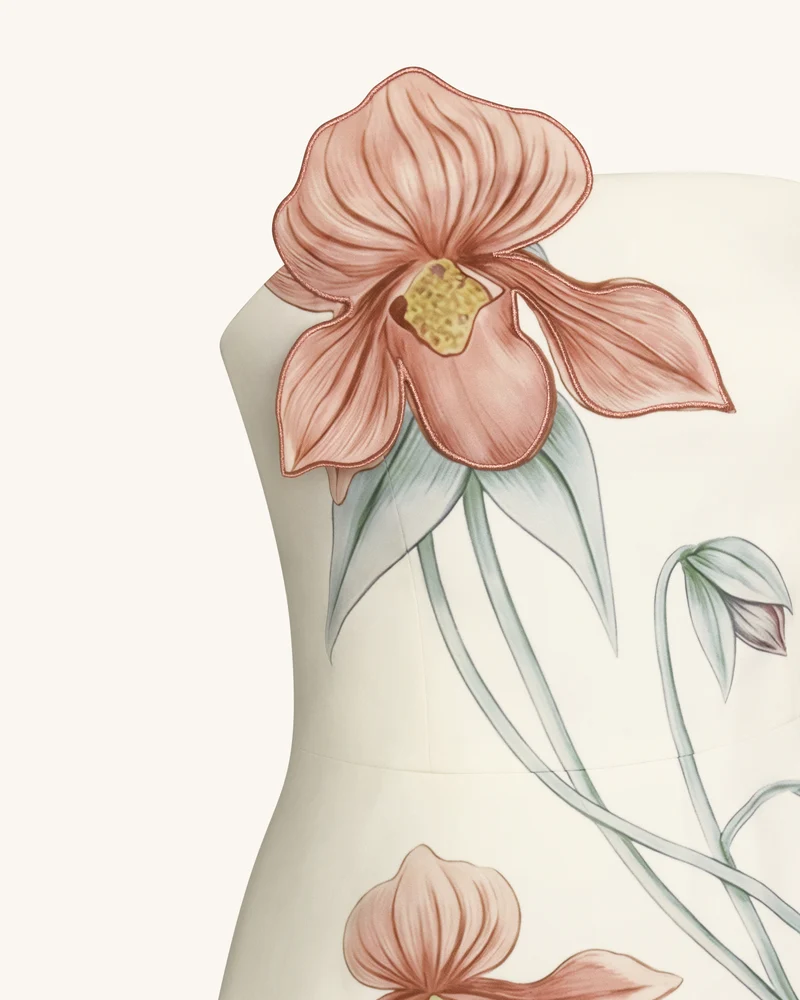 Minikleid mit Frauenschuh-Orchideen-Applikation – Elfenbein/Pfirsichrosa