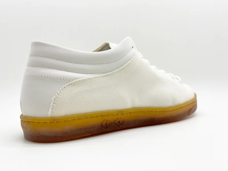 nat-2™ Sleek Low banana