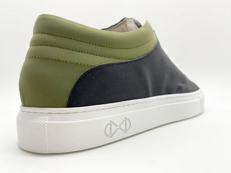 nat-2™ Sleek Low Fruit black cactus