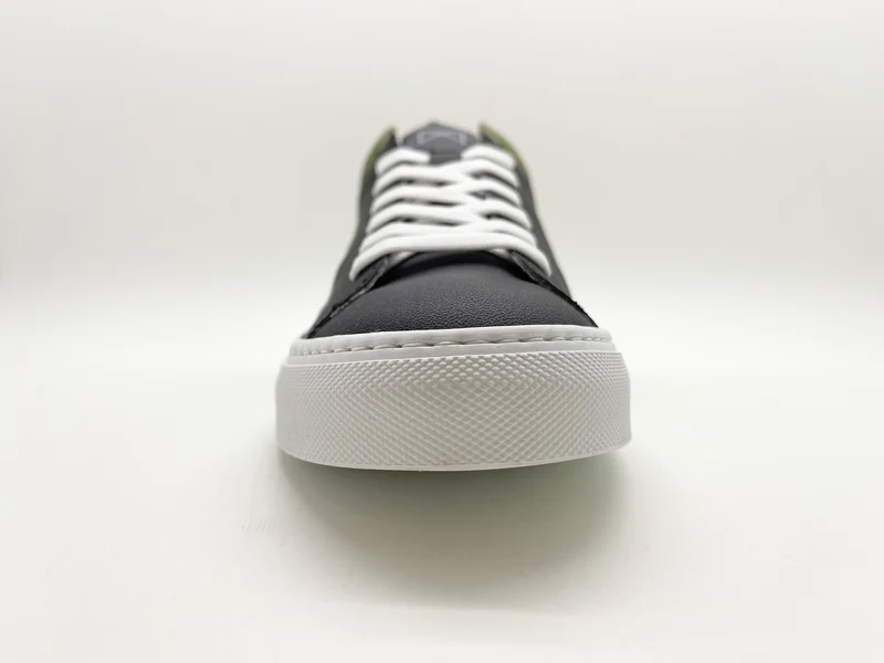 nat-2™ Sleek Low Fruit black cactus