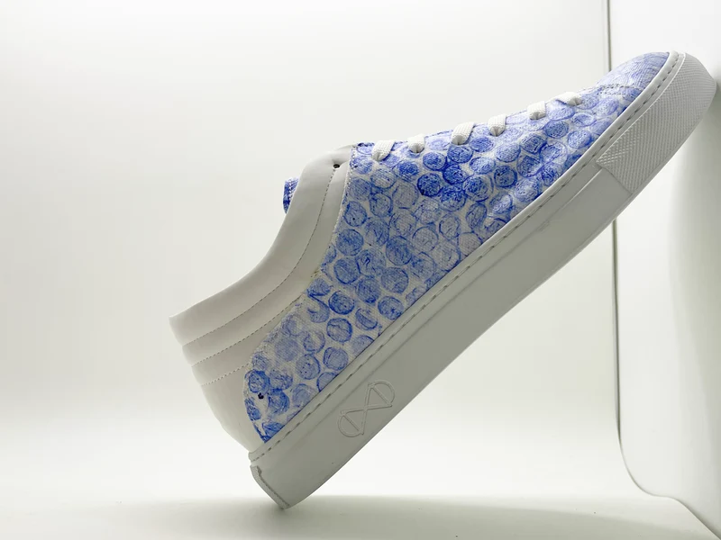 nat-2™ Sleek Low recycled bubble wrap blue