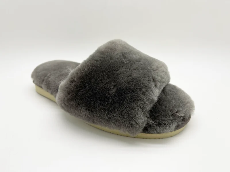 thies 1856 ® Fluffy Slide grey