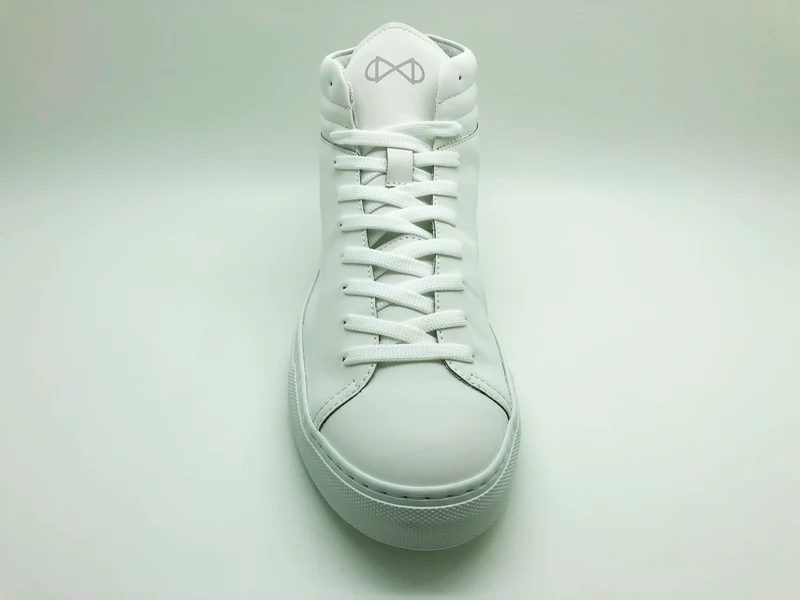 nat-2™ Sleek vegan white reflective
