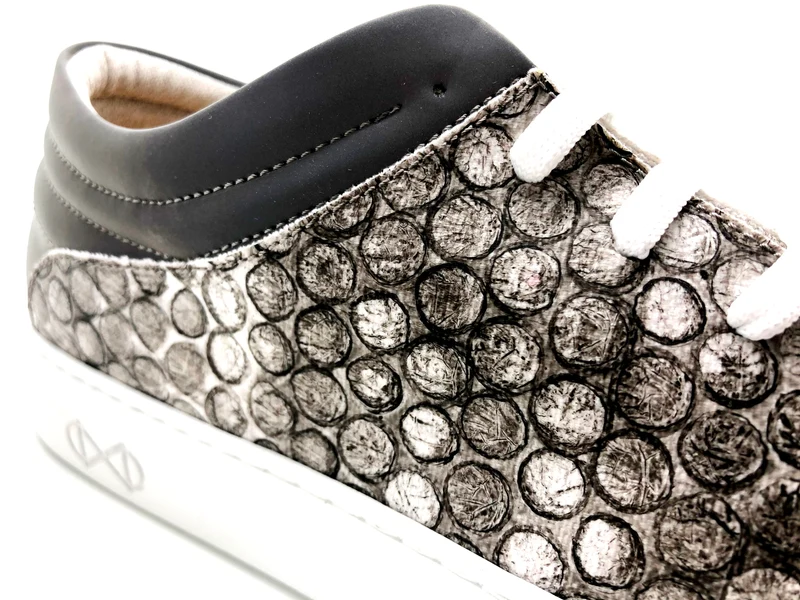 nat-2™ Sleek Low recycled bubble wrap grey
