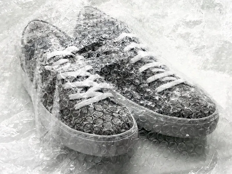 nat-2™ Sleek Low recycled bubble wrap grey