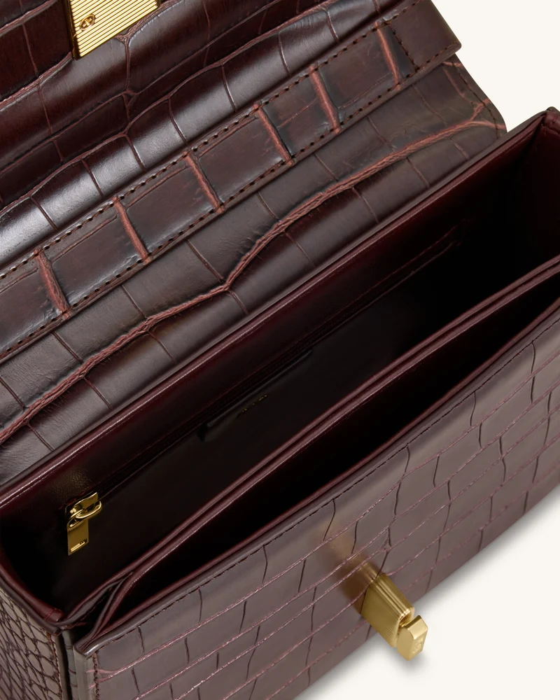 Evania Schultertasche mit Schloss-Detail - Burgunderrot in Krokoprägung