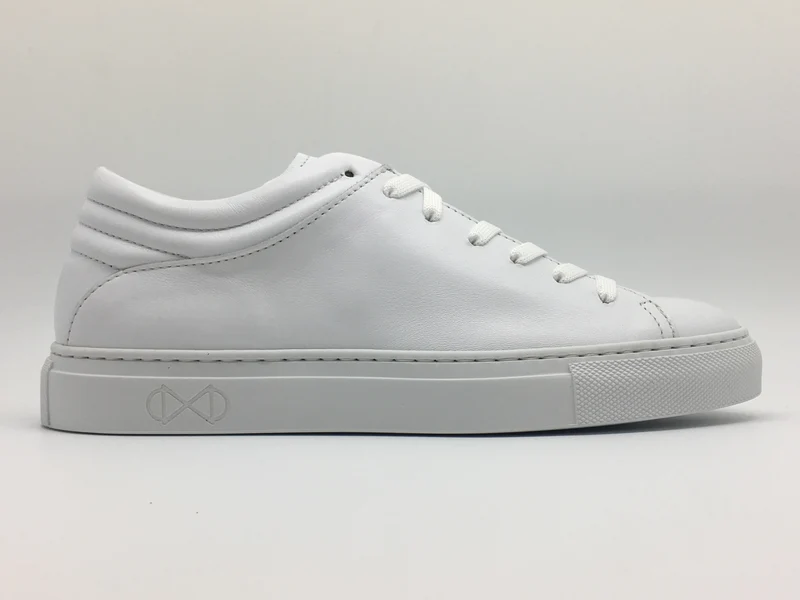 nat-2™ Sleek Low all white