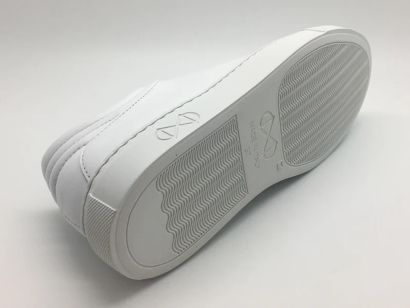 nat-2™ Sleek Low all white