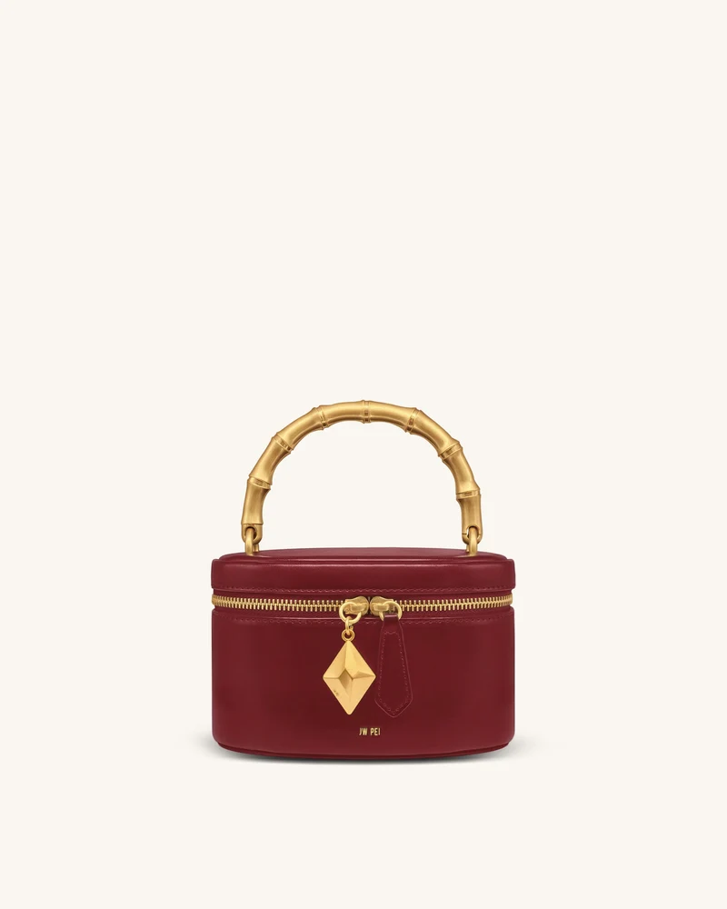 Natalie Henkeltasche mit geometrischem Metallanhänger - Bordeauxrot