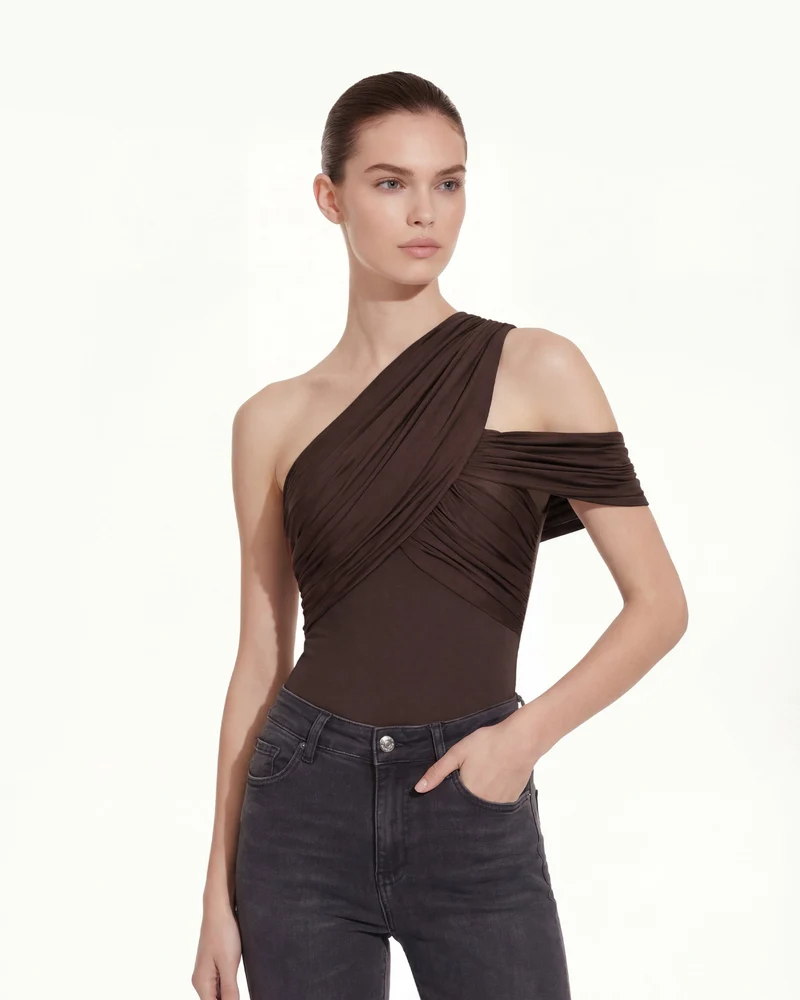 Asymmetrisches One-Shoulder-Oberteil mit Raffung - Braun
