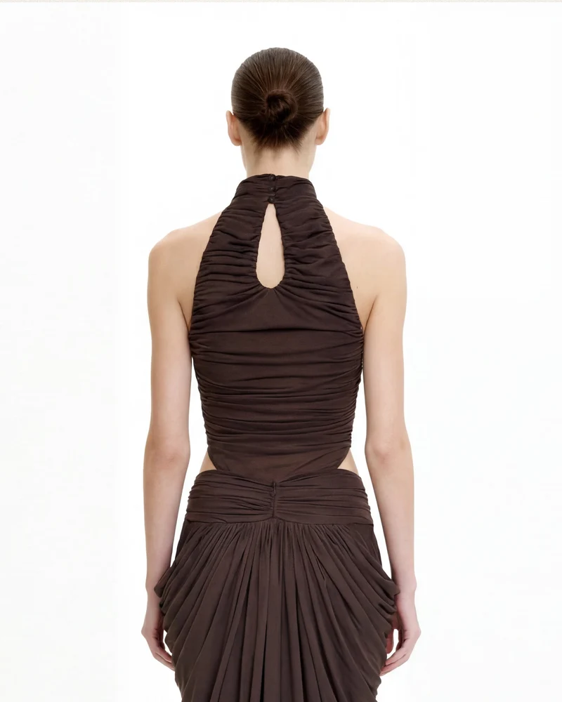 Geraffter Halterneck-Body mit Twist-Detail vorne – Braun