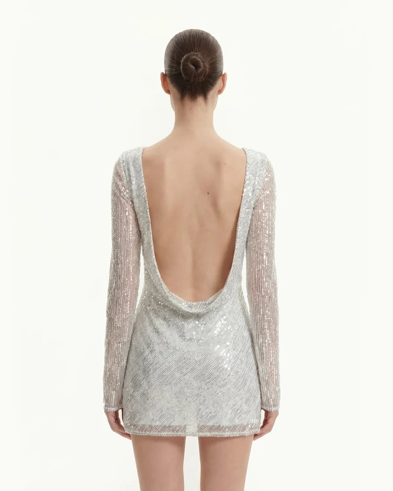Langarm-Minikleid mit diagonalen Pailletten und offenem Rücken - Weiß