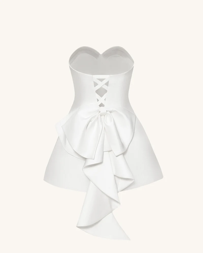 Satin trägerloses Minikleid mit Schleife hinten - Weiß