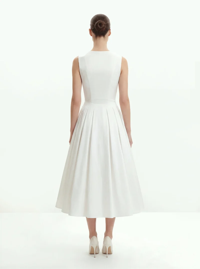 Plissiertes Midikleid mit V-Ausschnitt vorne - Weiß