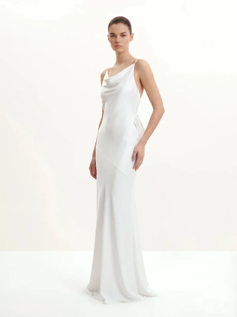 Satin Maxikleid mit Wasserfallausschnitt und Rückenschleife - Weiß