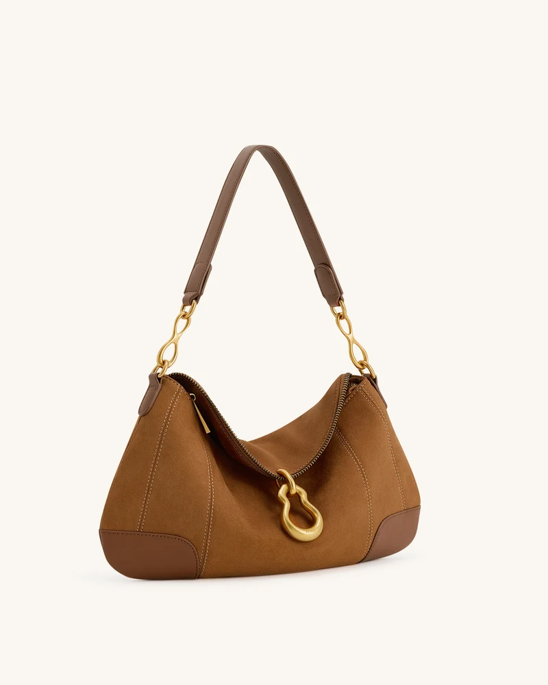Jayla Schultertasche aus Kunstwildleder mit Metallanhänger – Braun