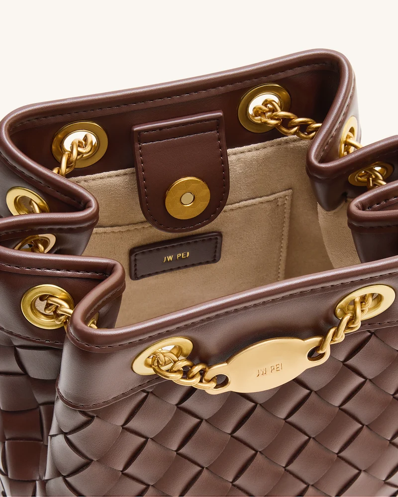 Yara Handgewebte Bucket Bag – Dunkelbraun