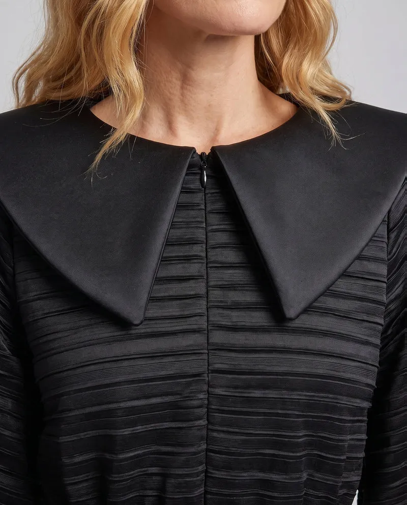 Damen Elegantes und mystisches Kostüm mit schimmernden Stoff und edlen Accessoires Nord Taschen