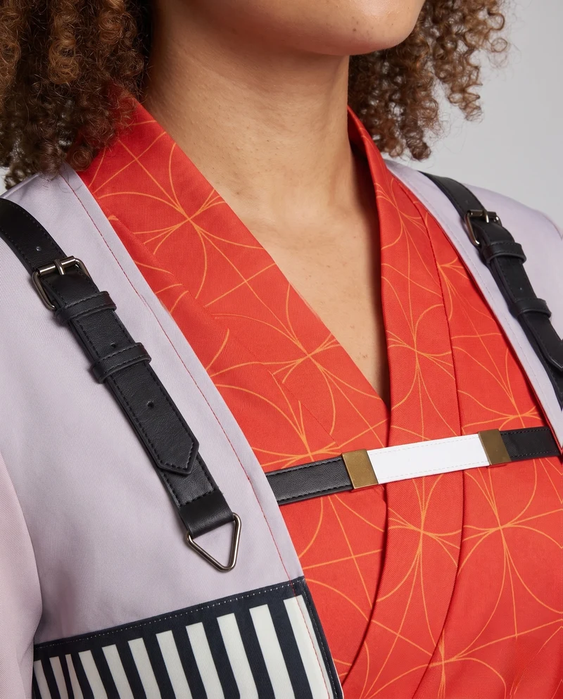 Damen traditionelles Kimono-Kostüm-Set mit kunstvollen Details und Accessoires Nord Taschen