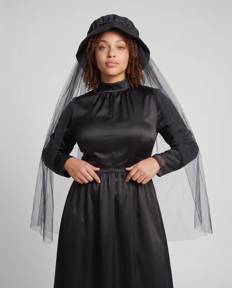Damen Elegantes Halloween-Kostüm mit transparenten Details Nord Taschen