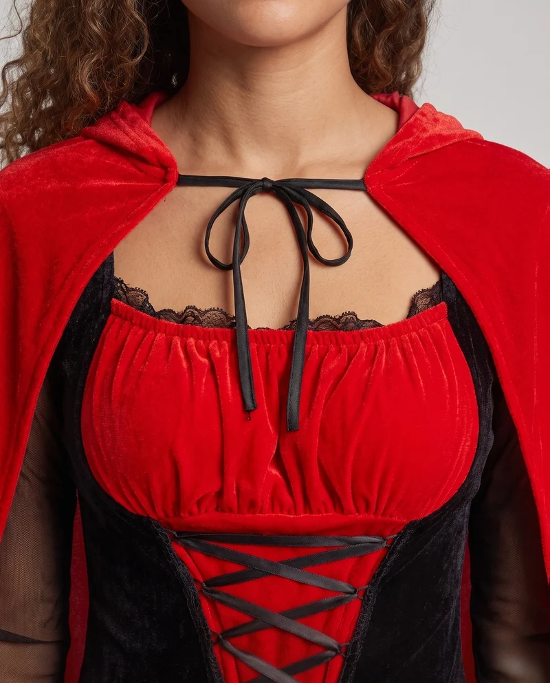 Damen Märchenhaftes Rotkäppchen-Kleid mit Kapuze und filigranen Rüschen Nord Taschen