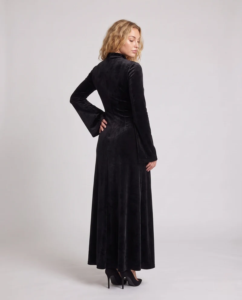 Damen Abendkleid mit Spitzenuntersetzung und tiefem Schlitz Nord Taschen