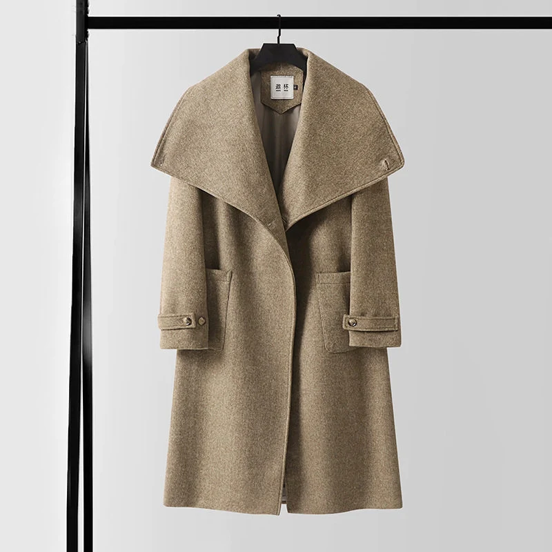 Damen Maxilanger Wollmix‑Mantel mit übergroßem Schalkragen und aufgesetzten Taschen Nord Taschen