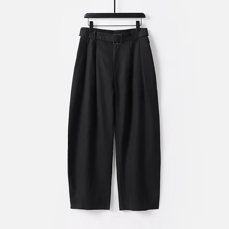 Damen Hochgeschnittene weite Leinenmix-Hose mit Bundfalten und Stoffgürtel Nord Taschen